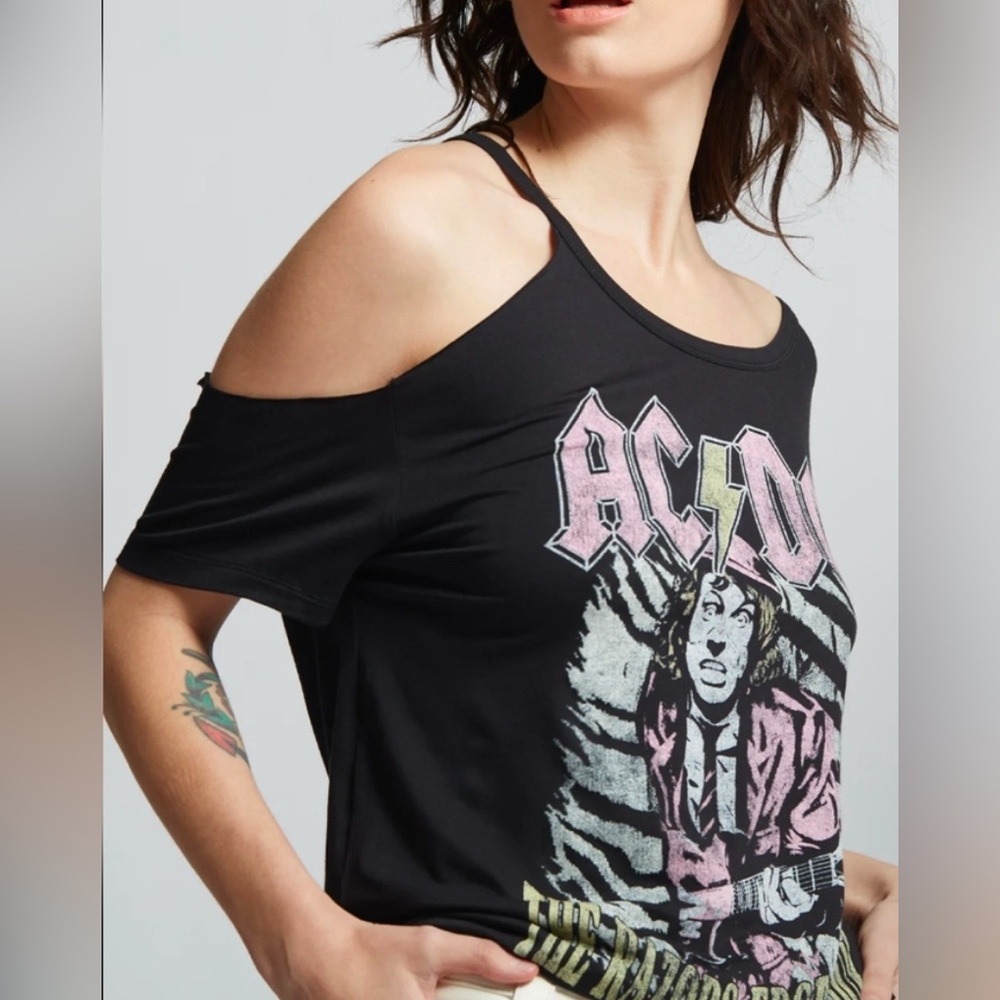 Recycled Karma Ac/DC Black Tee NEW IN POLY BAG - MEDIUM - Picture 2 of 3